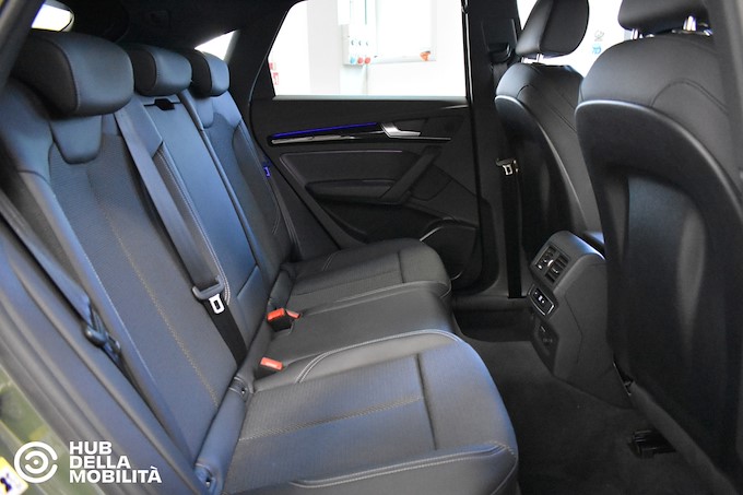 AUDI Q5 SPB 40 TDI quattro S tronic Identity Black